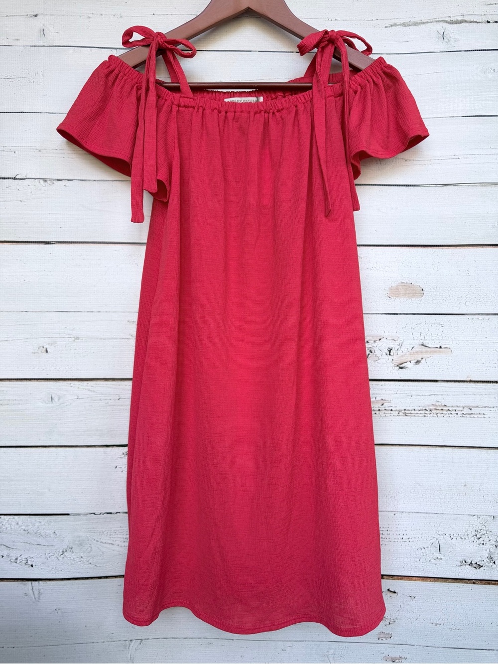 Green Envelope Los Angeles Cold Shoulder Shift Dress Small